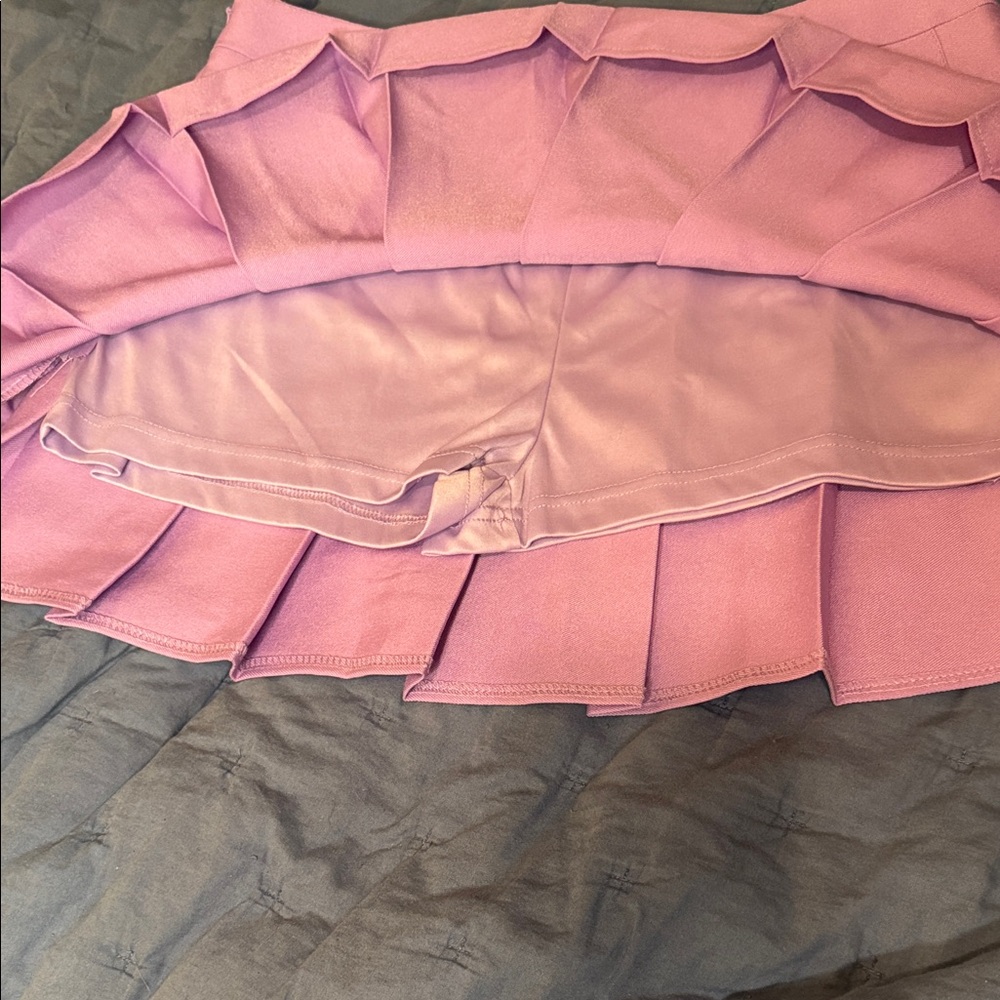 Pleated Women's Skort - Picture 2 of 4